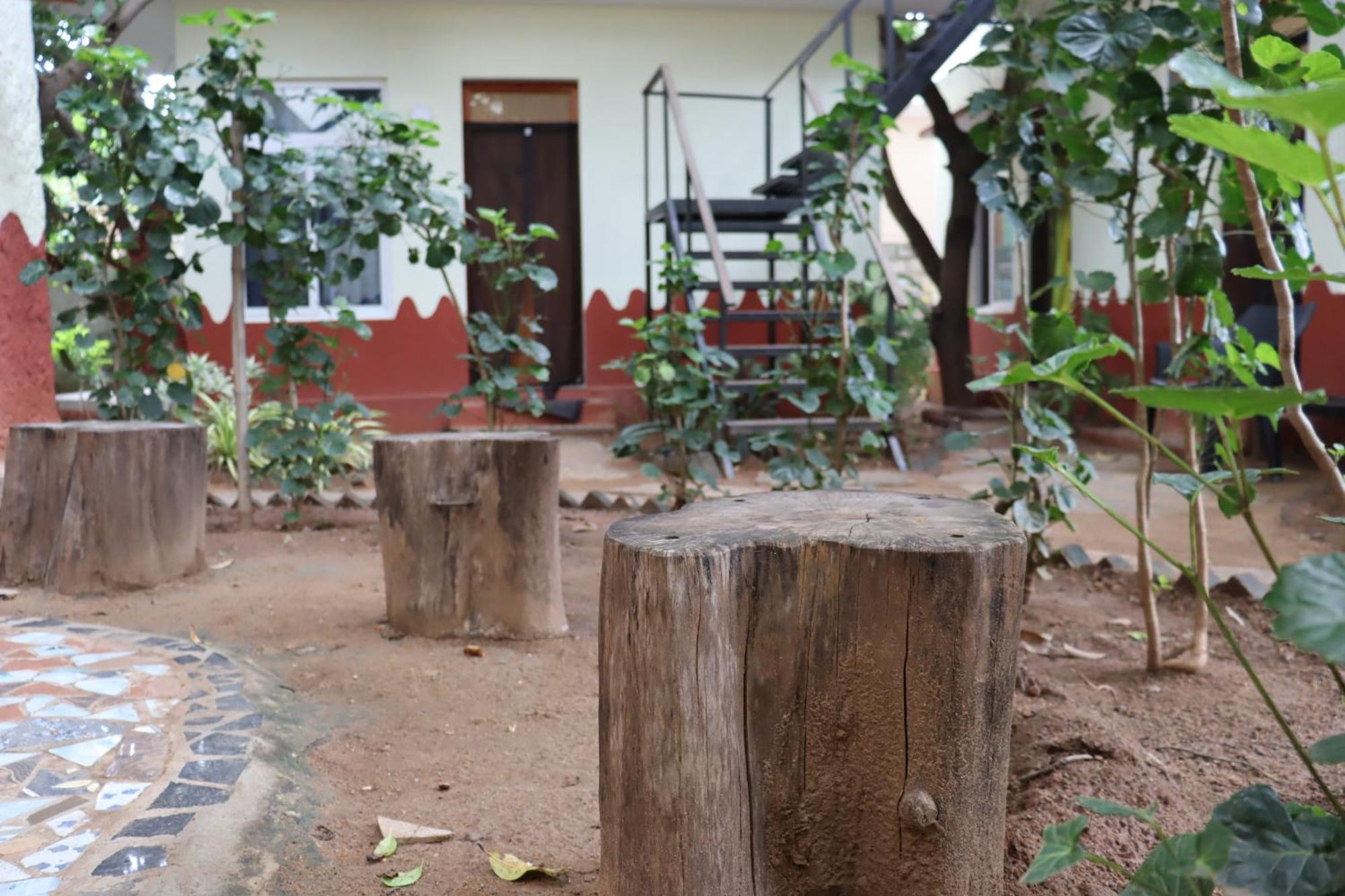 Gasthaus Da Mantra House Tiruvannāmalai Exterior foto